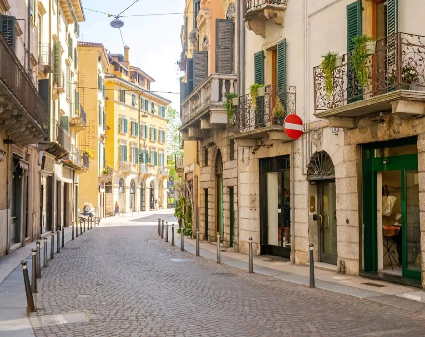 Apartment Piccolo Mondo Antico Verona Italy